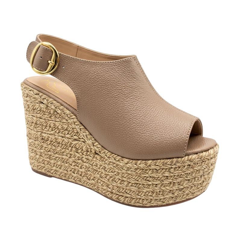 Sandalia mule de cuero color taupe con cuña de yute trenzado - Carolina Santos